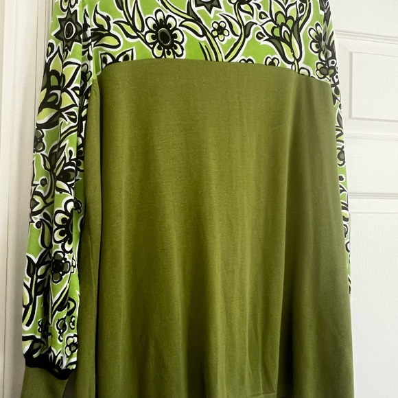 Bob Mackie Green and Black Blouse - Picture 2 of 6